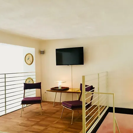 108 Eclectic Loft Near Corso Апартаменты Милан